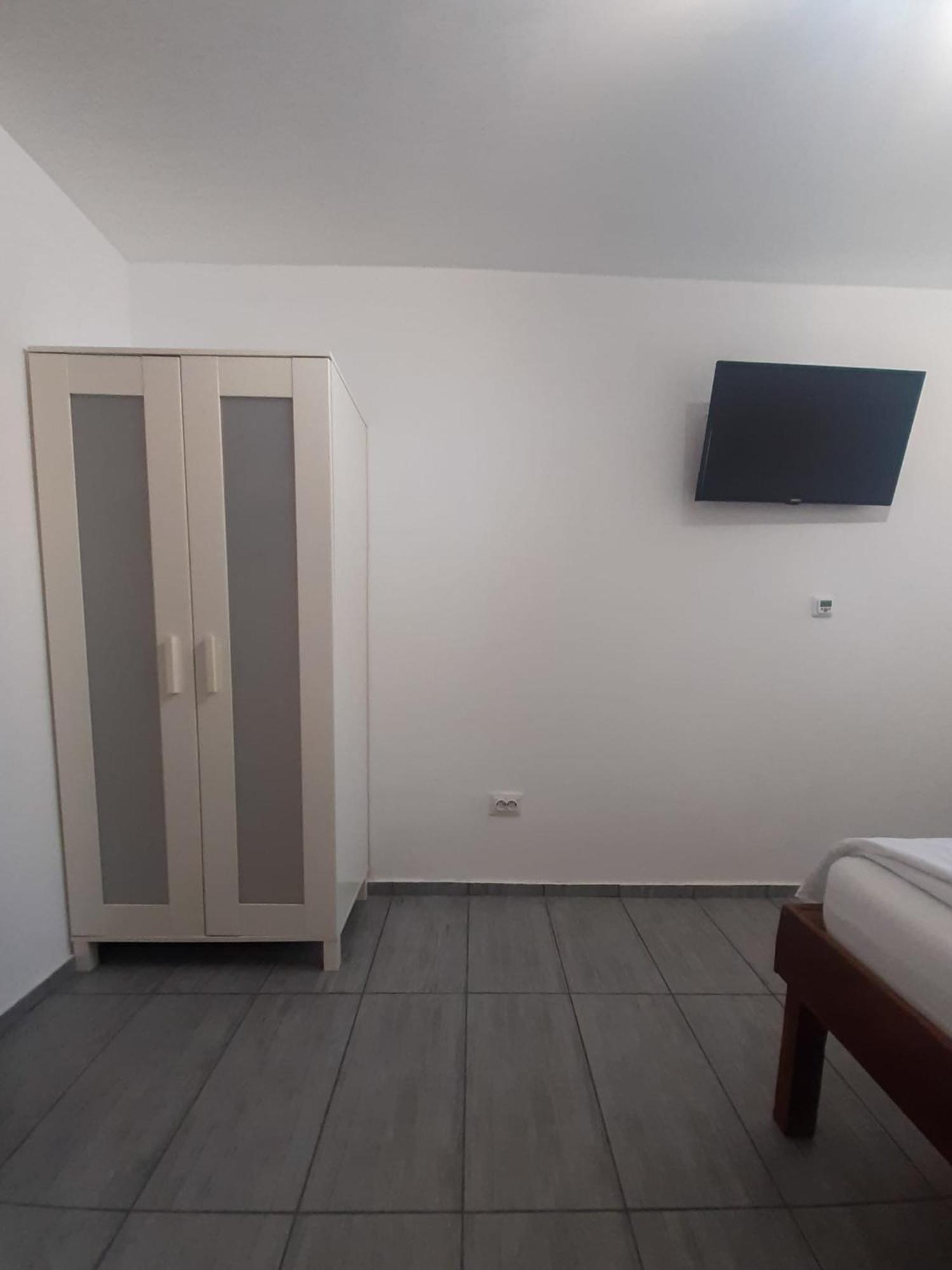 Vila Dionysos Brasov Ghimbav Luaran gambar